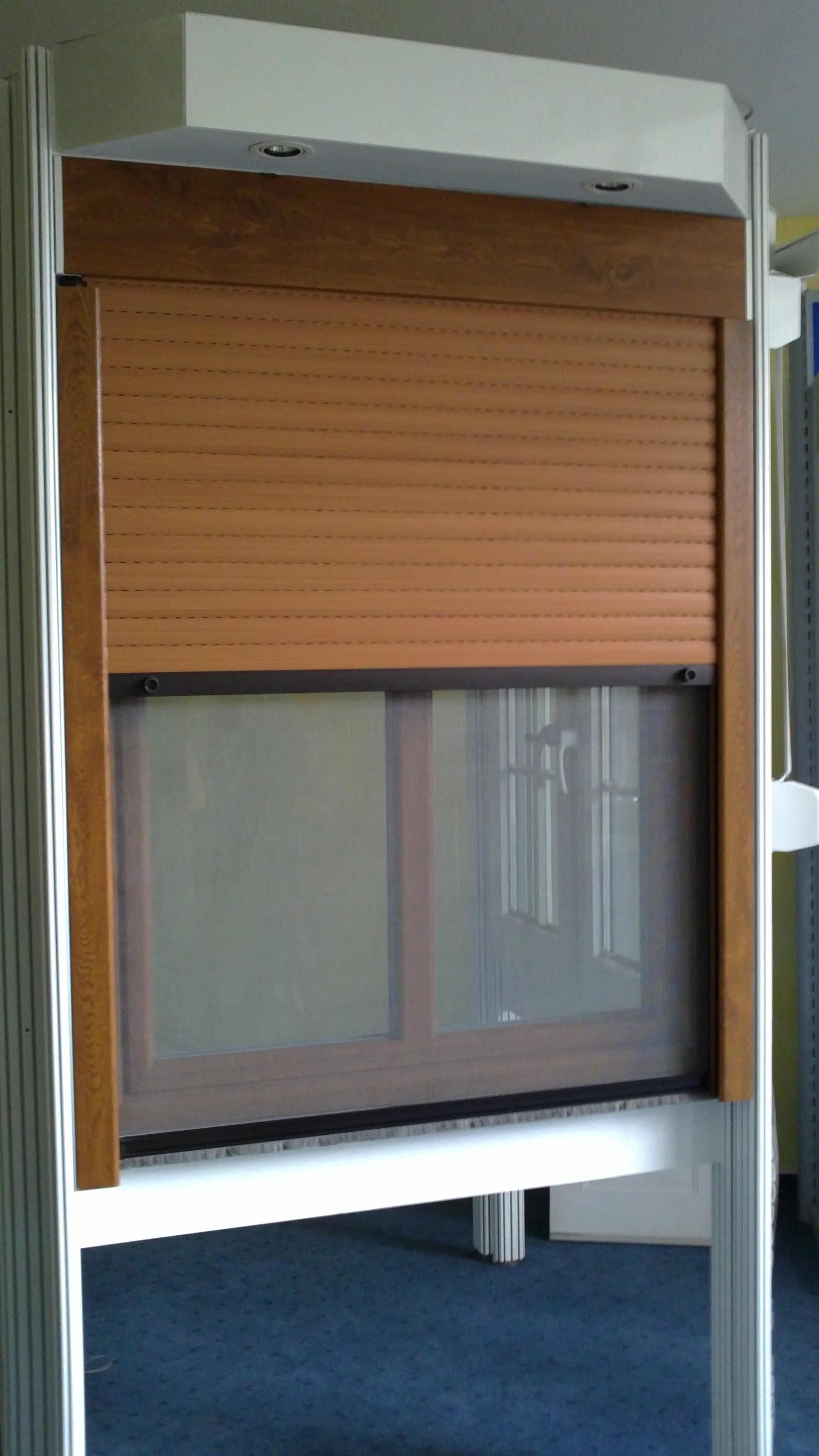 ~ Sprossenfenster Fenster Mit Rolladen Und Insektenschutz ~ Sprossenfenster